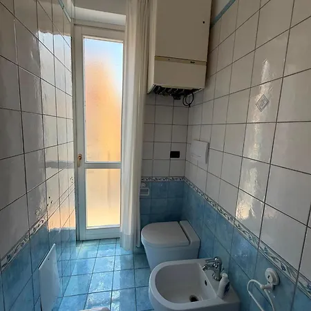 Vip In Piazza Кастелламмаре-ди-Стабия