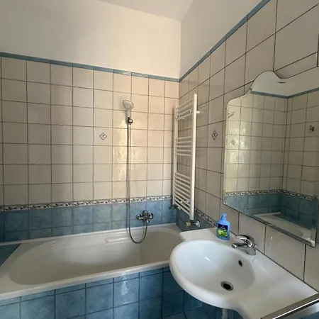 Vip In Piazza Кастелламмаре-ди-Стабия